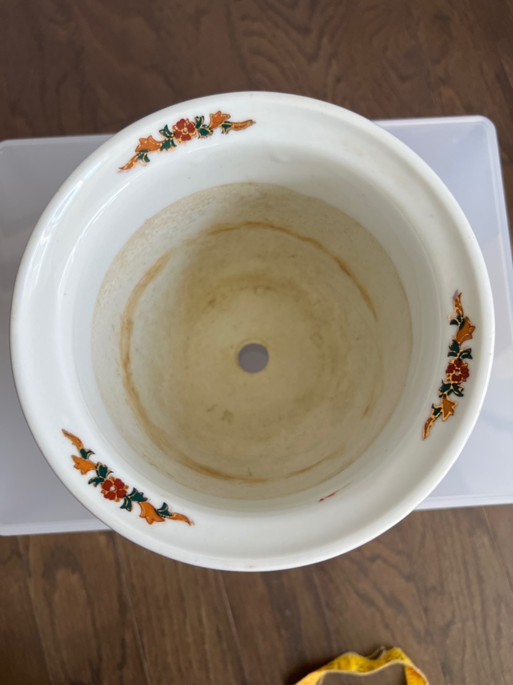 Vintage Chinese Porcelain Planter - Picture 5 of 7